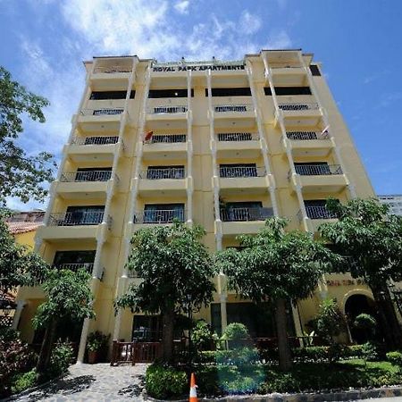 Royal Park Apartments Haat Jomtien Eksteriør bilde